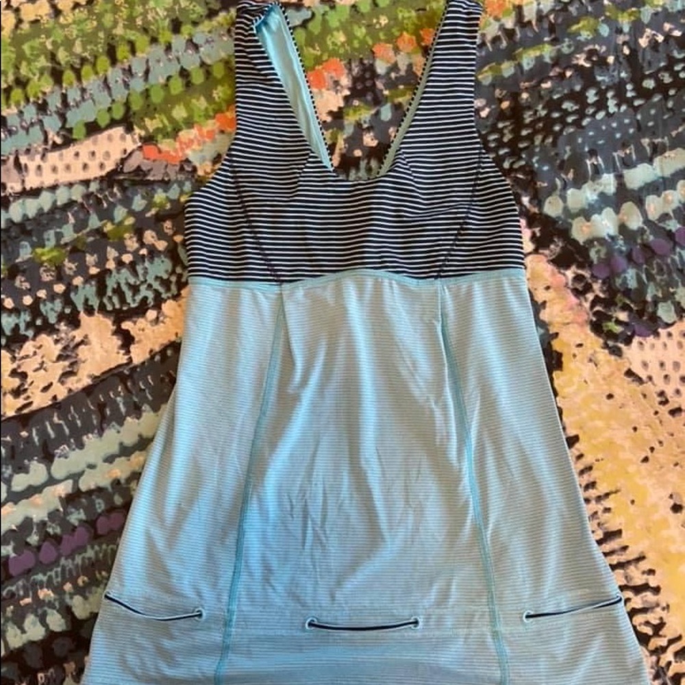 LULULEMON TANK
